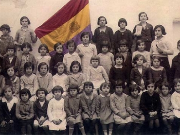 Las maestras de la República